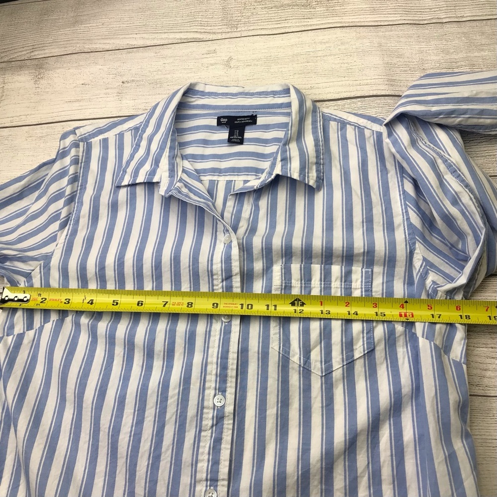 Womans GAP Button Down GAP Shirt Sz S - Picture 3 of 5